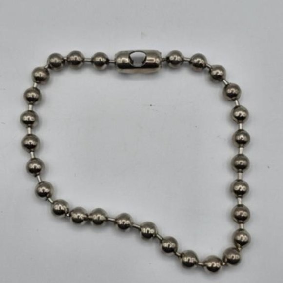 JW2 NECKLACE & EARRINGS Stainless Steel Necklace Silver Earrings Clip on Earring - Picture 2 of 11